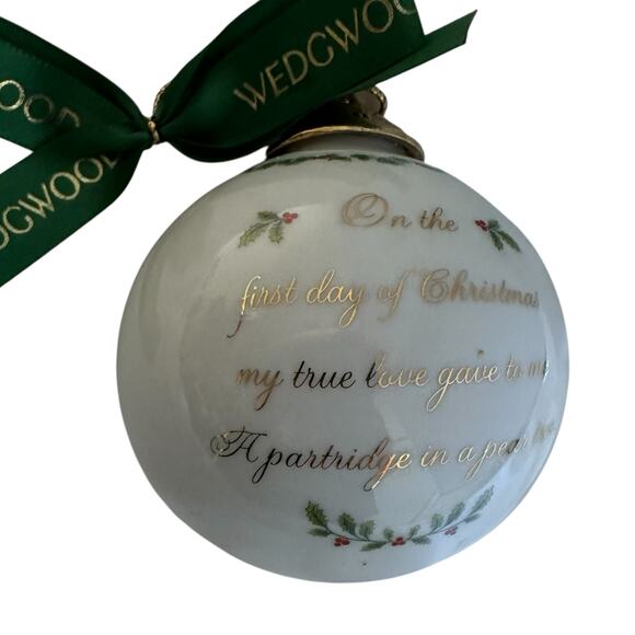 Vintage Wedgwood Christmas Ornament "A Partridge in a Pear Tree" - Picture 4 of 8
